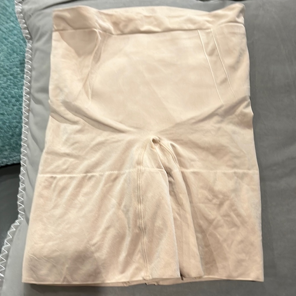 Spanx shapewear